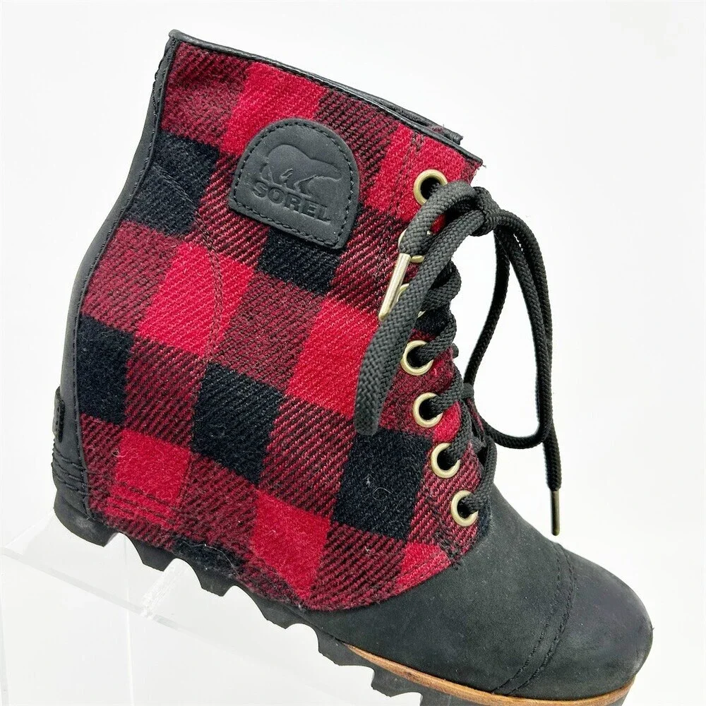Sorel PDX Wedge Ankle Booties Womens Red Black Plaid Lace Up Lug Sole Size 8.5